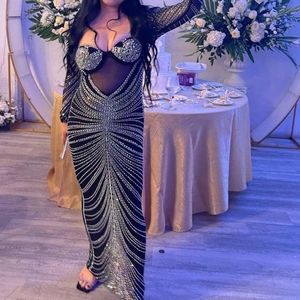 Selling this gorgeous dress size Medium